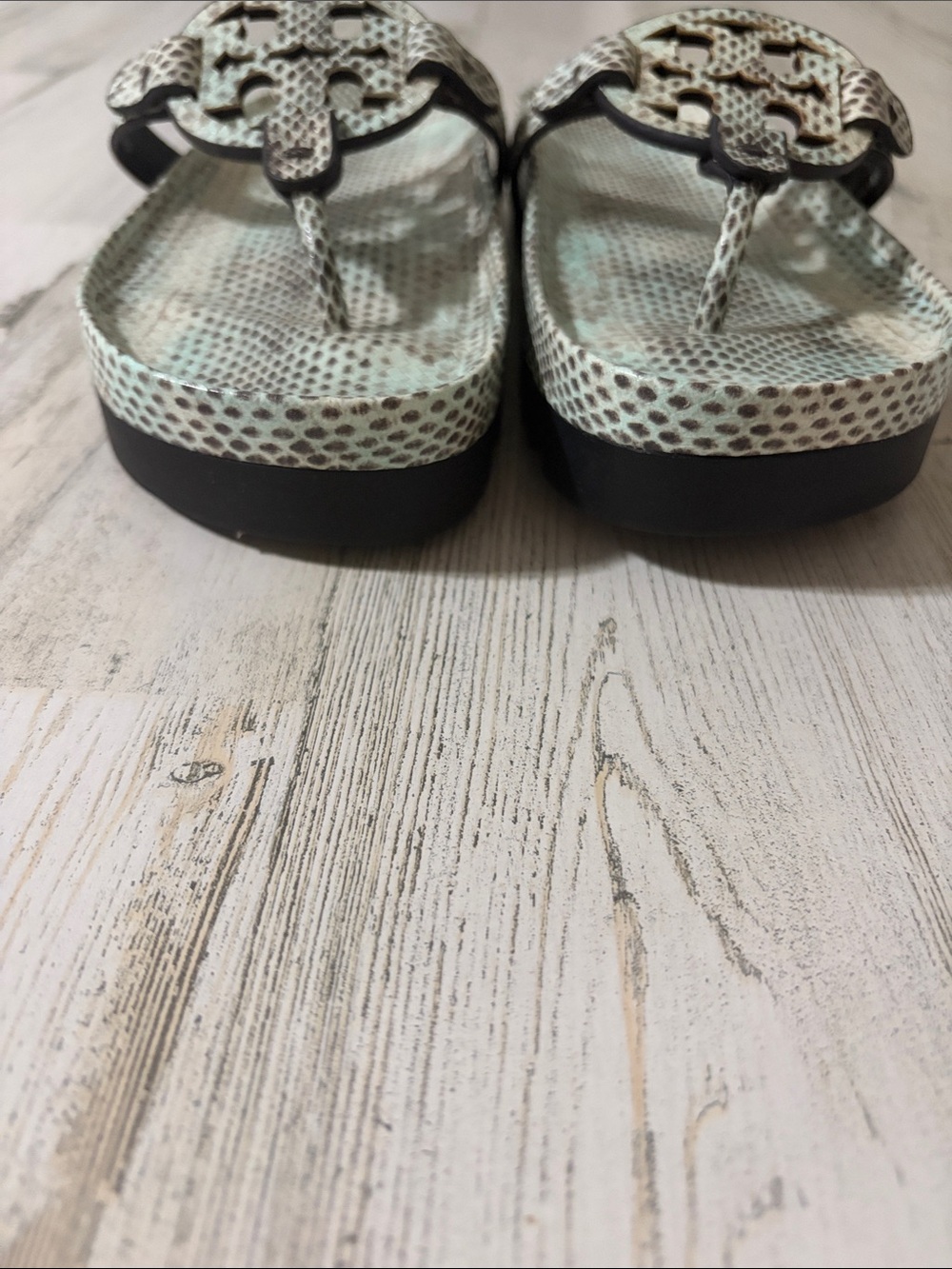 Tory Burch Miller Cloud Lug Sandals- Seaside Roccia Snakeskin Size 6.5. NWOB - Picture 10 of 16